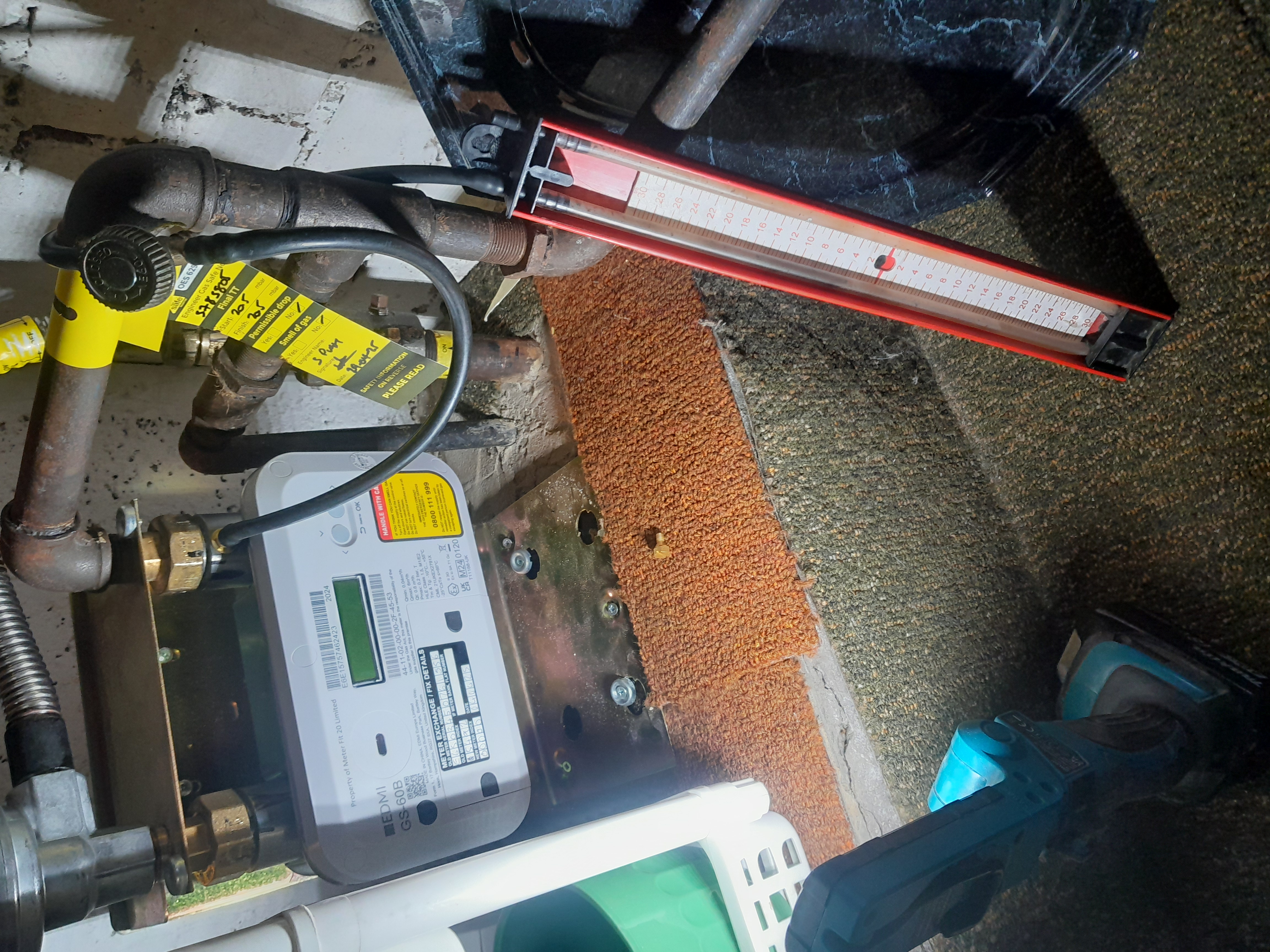Gas meter inspection carried out for a landlord gas safety certificate