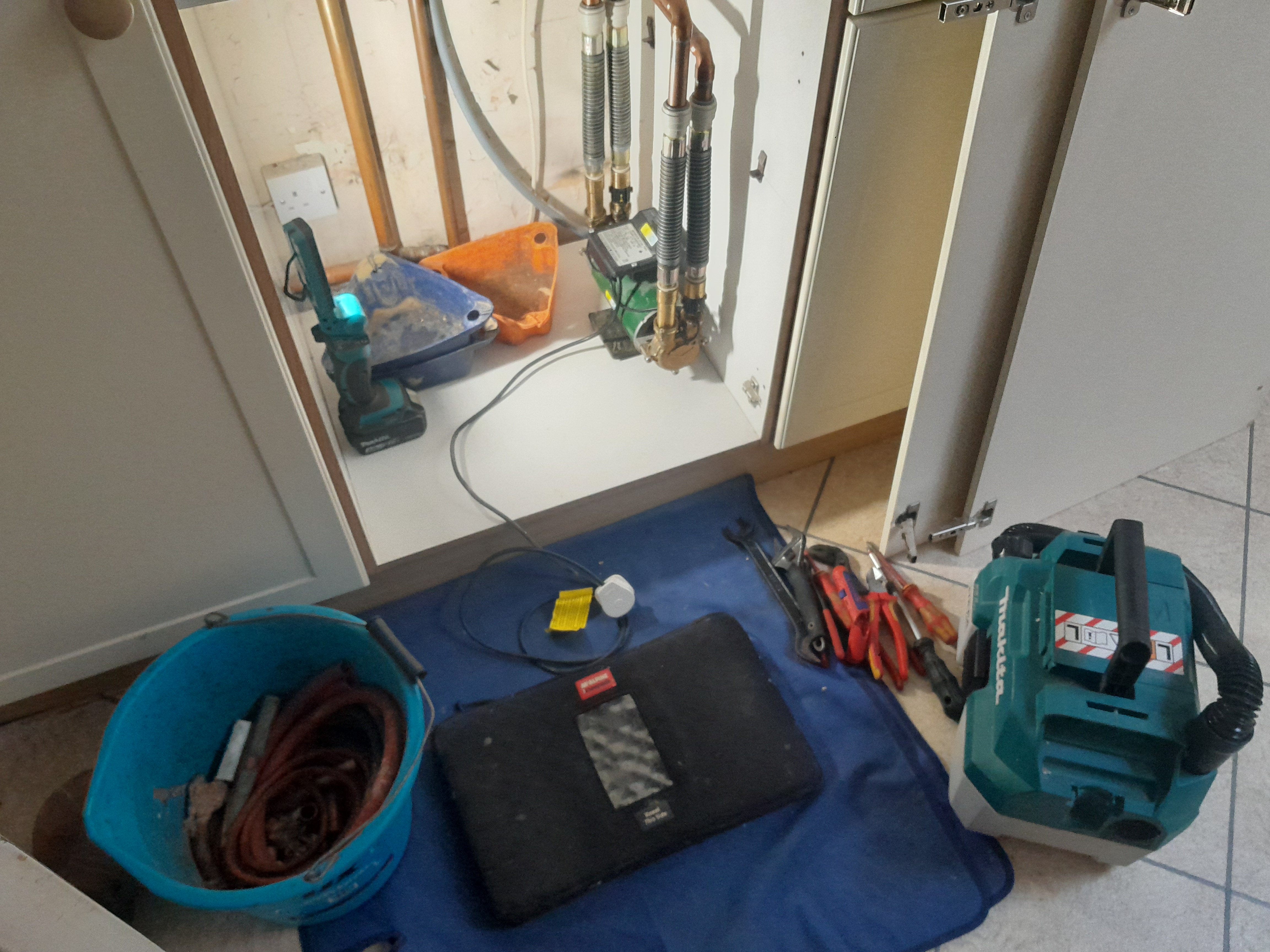 Andy's tools and equipment set up ready for a job